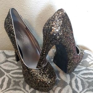 Jessica Simpson Gold Sequin platform heels sz 8 worn one time